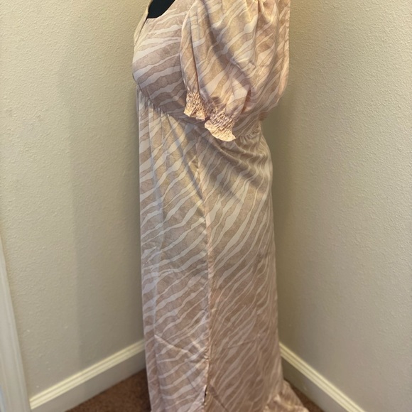 2 FOR $25 Saltwater Luxe Satin Midi Dress Puff Sleeve Ruffled Sand Size XS NEW - Picture 3 of 6